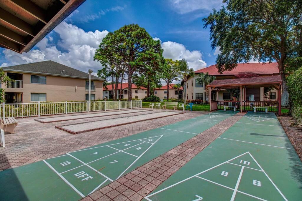 Apartamento Minutes To Anna Maria Island Bradenton Exterior foto